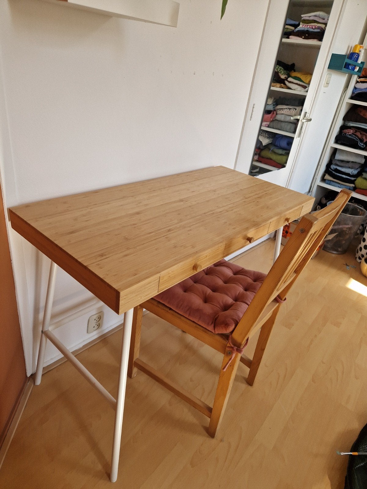 LILLÅSEN bureau bamboe 102x49 cm, Ophalen of Verzenden, Zo goed als nieuw