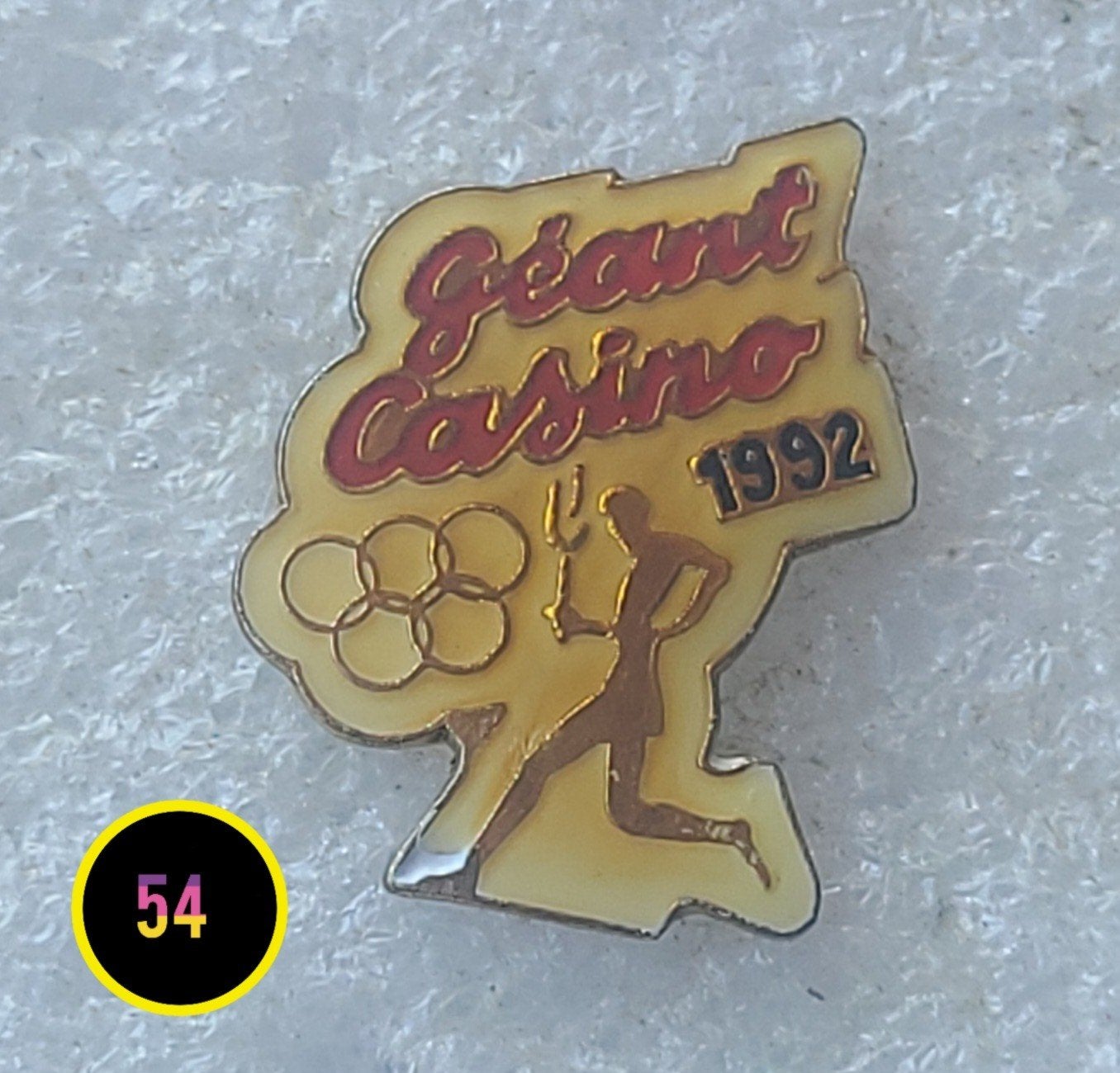 Vintage Géant Casino 1992 Olympische Spelen Pin, Verzenden, Gebruikt, Sport, Speldje of Pin