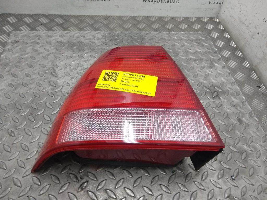 VOLKSWAGEN BORA 1.6-16V Comfortline  ACHTERLICHT L 2002, Auto-onderdelen, Ophalen of Verzenden, Gebruikt, Stiba lid