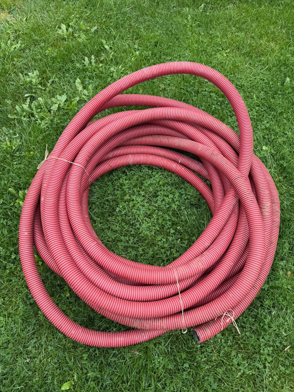 Mantelbuis 50 mm rood ruim 30 meter, Doe-het-zelf en Verbouw, Ophalen, Overige materialen, 6 meter of meer, Overige typen