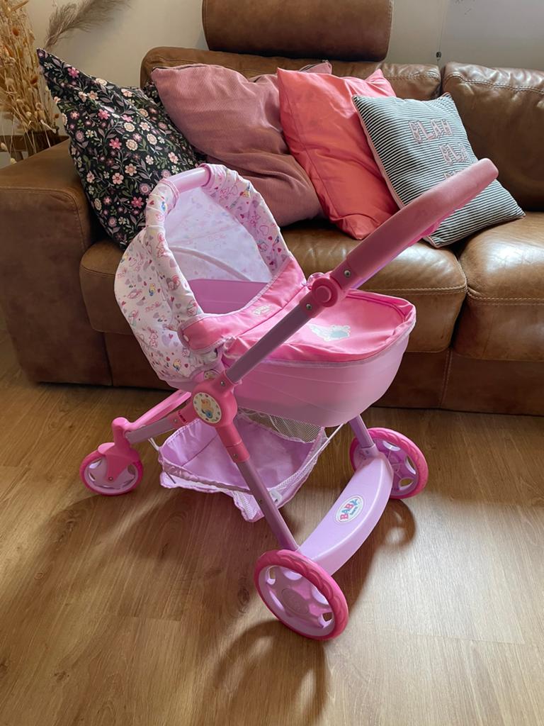 Baby born artikelen, Kinderen en Baby's, Speelgoed | Poppen, Zo goed als nieuw, Babypop, Ophalen of Verzenden