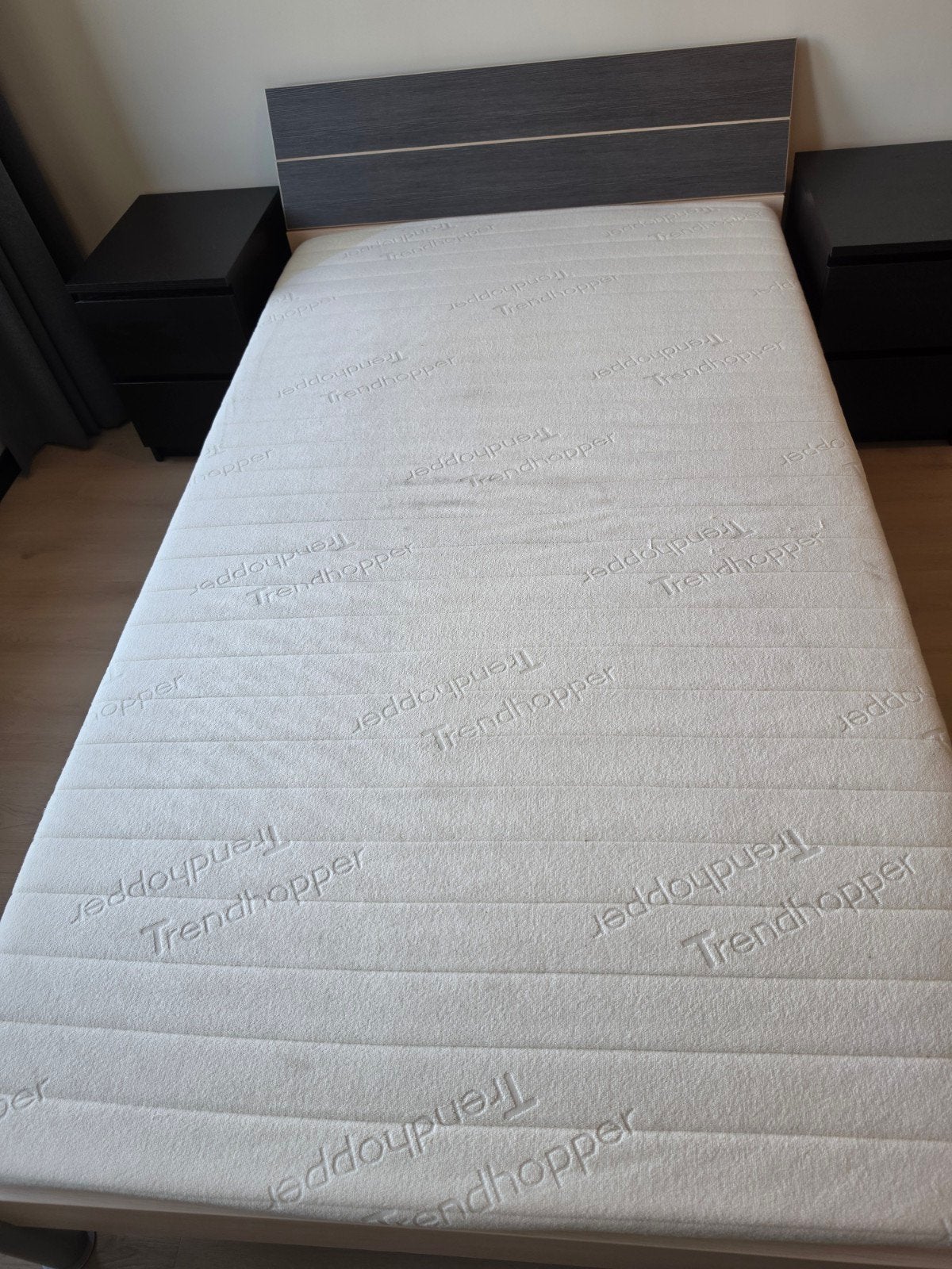Bed met trendhopper matras., Huis en Inrichting, Slaapkamer | Bedden, Ophalen, Gebruikt, Twijfelaar, 120 cm