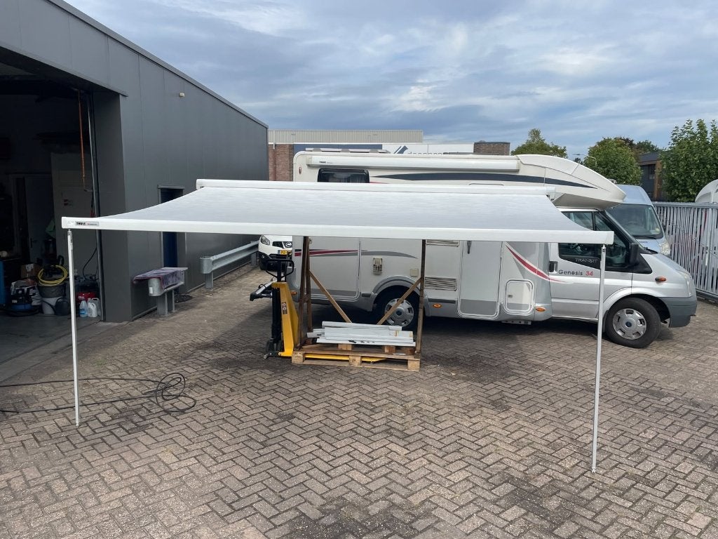 Thule omnistor 8000 luifel 4,5 Mtr wit, Ophalen, Gebruikt, /, /