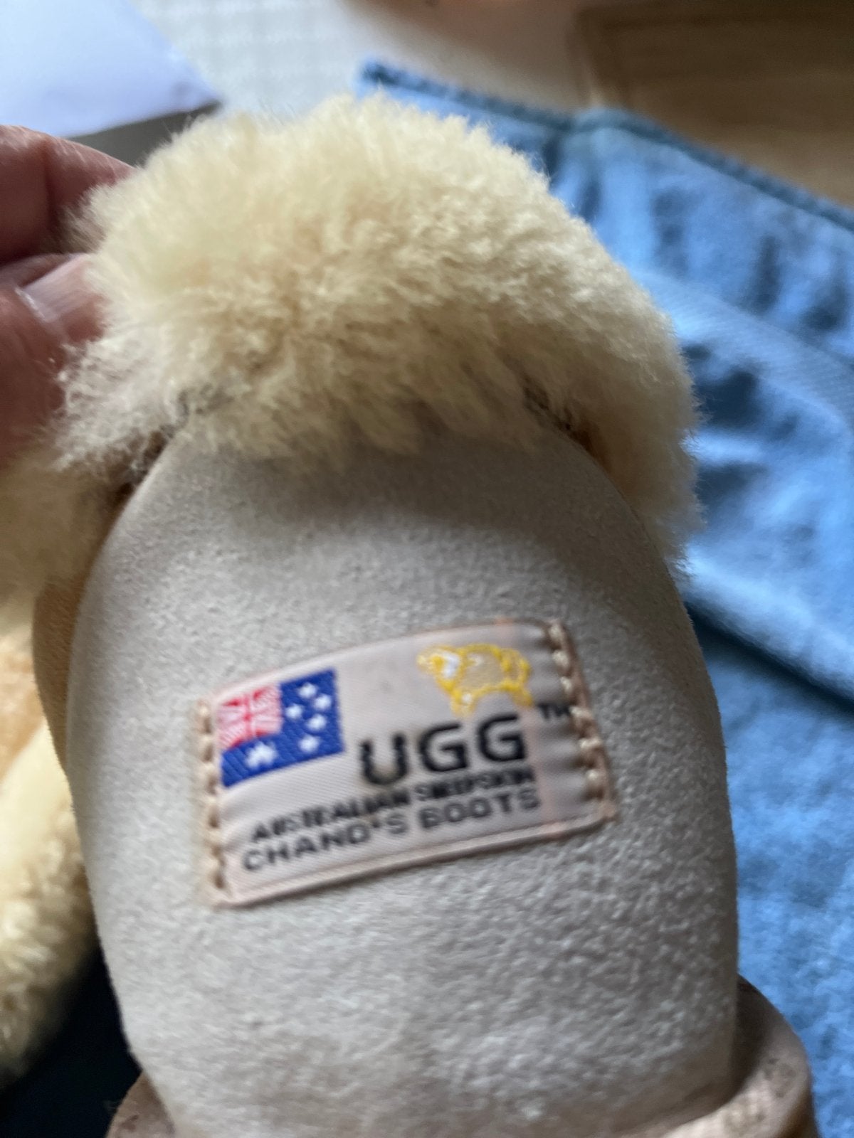 Ugg Australian Sheepskin Chano's Boots - Maat 11-12, Ophalen of Verzenden, Zo goed als nieuw, Beige, Pantoffels of Sloffen