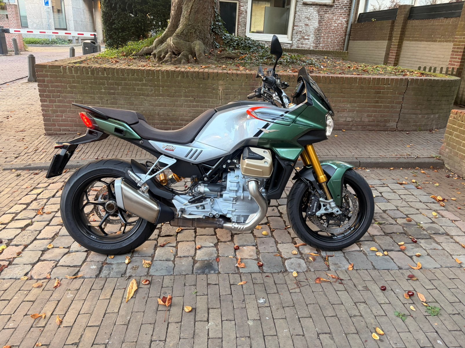 Moto Guzzi Mandello V100s, Motoren, 2 cilinders, Gebruikt, Meer dan 35 kW, 1042 cc