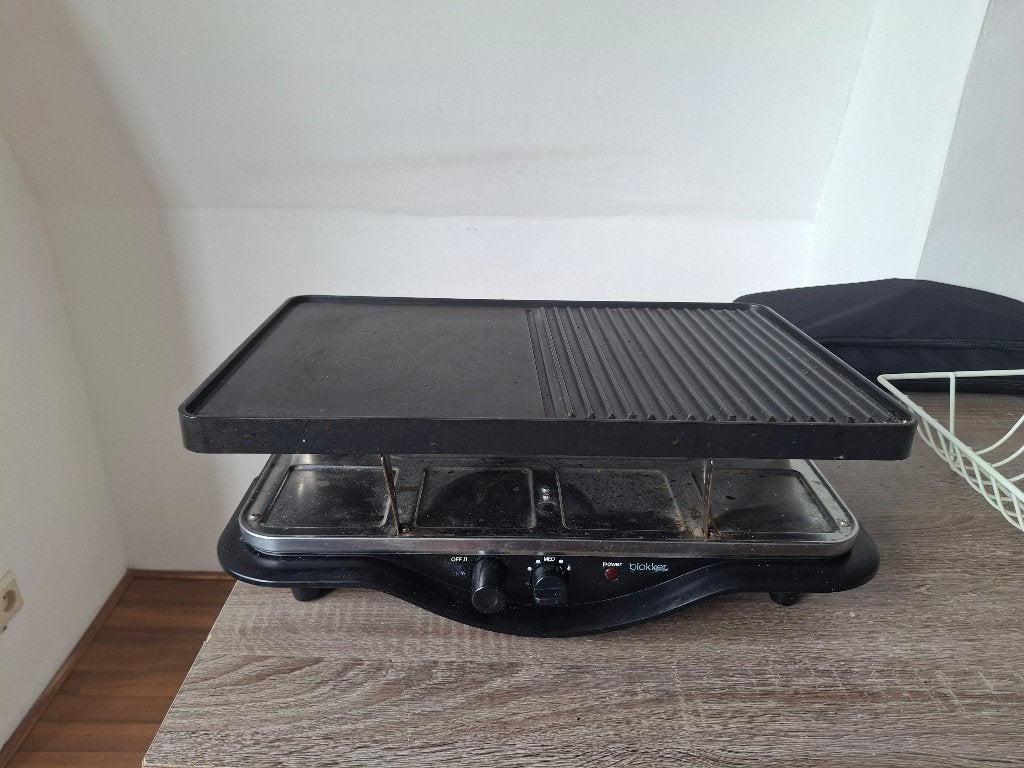 Electric BBQ grill, Ophalen, Zo goed als nieuw, Blokker