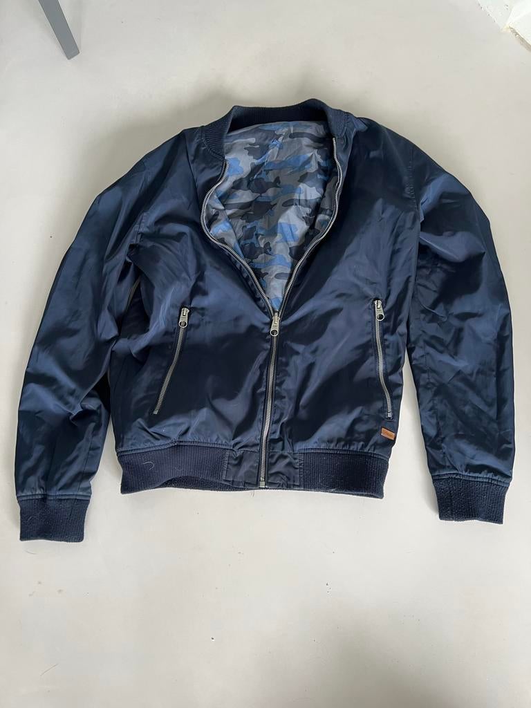 Jongensjas maat M - Twee kanten draagbaar ZGAN, Kleding | Heren, Ophalen of Verzenden, Zo goed als nieuw, Maat 48/50 (M), Blauw