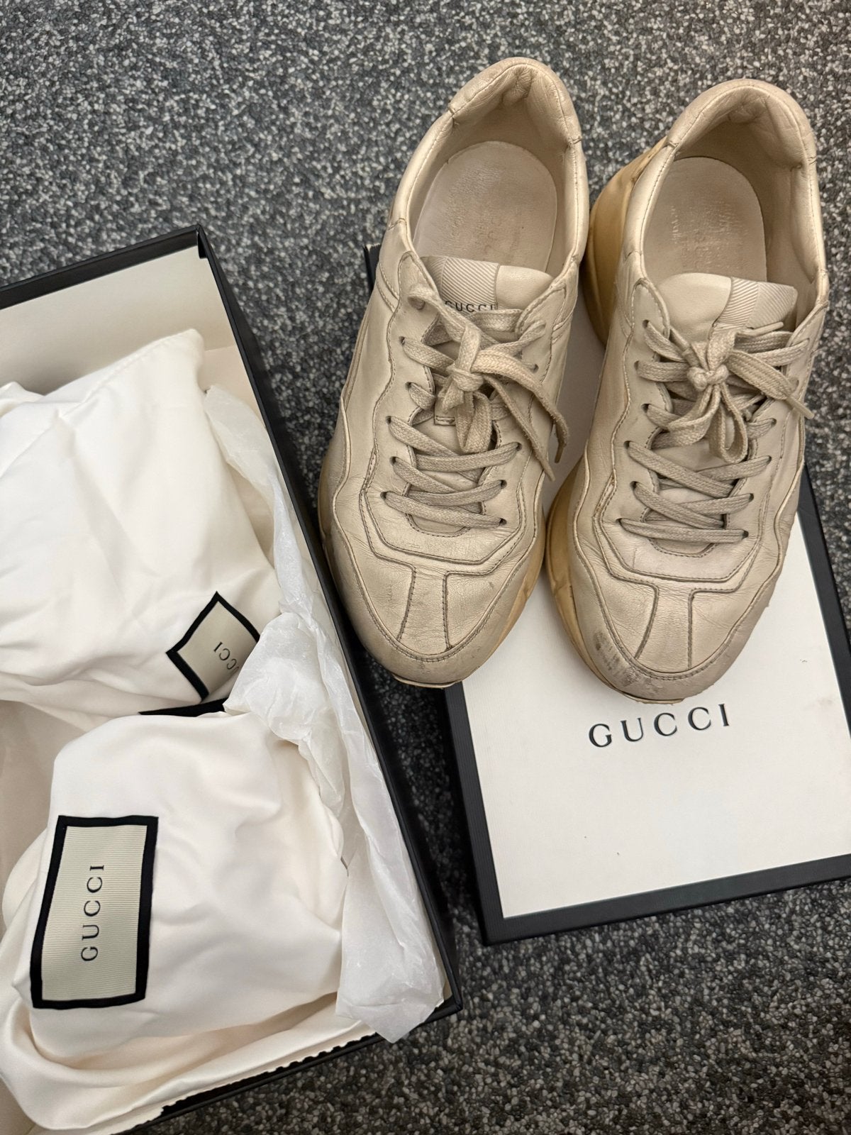 Gucci Rhyton sneakers - Maat 39.5, Ophalen of Verzenden, Gedragen, Beige, Sneakers of Gympen