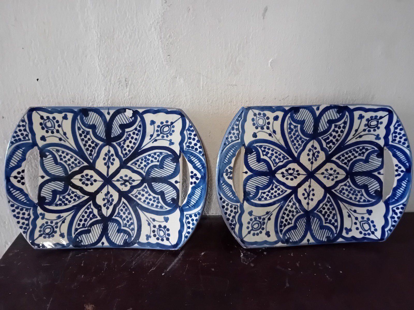 2x Oude Marokkaanse wandborden / dienbladen, Ophalen of Verzenden
