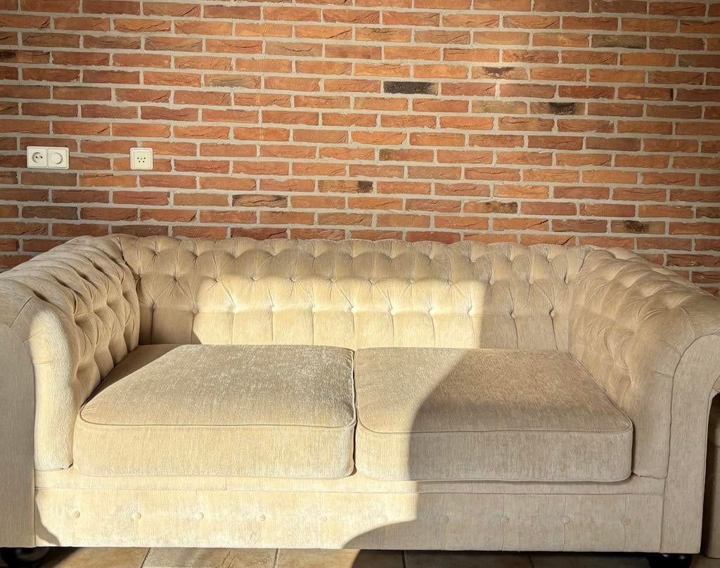 Chesterfield 2/3 persoons bankstel luxe, Huis en Inrichting, Banken | Bankstellen, Ophalen, Driepersoons, 75 tot 100 cm, Zo goed als nieuw