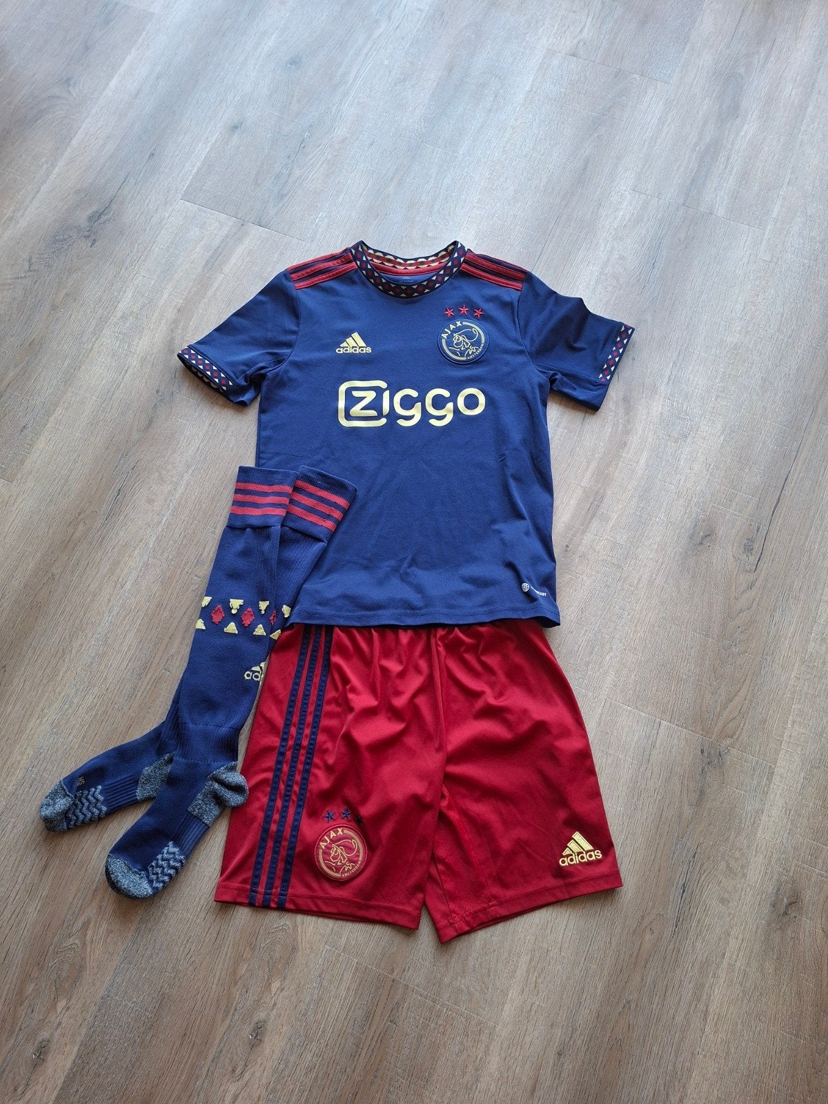 Ajax tenue Wijndal maat 164, Ophalen, Zo goed als nieuw, Adidas, Jongen