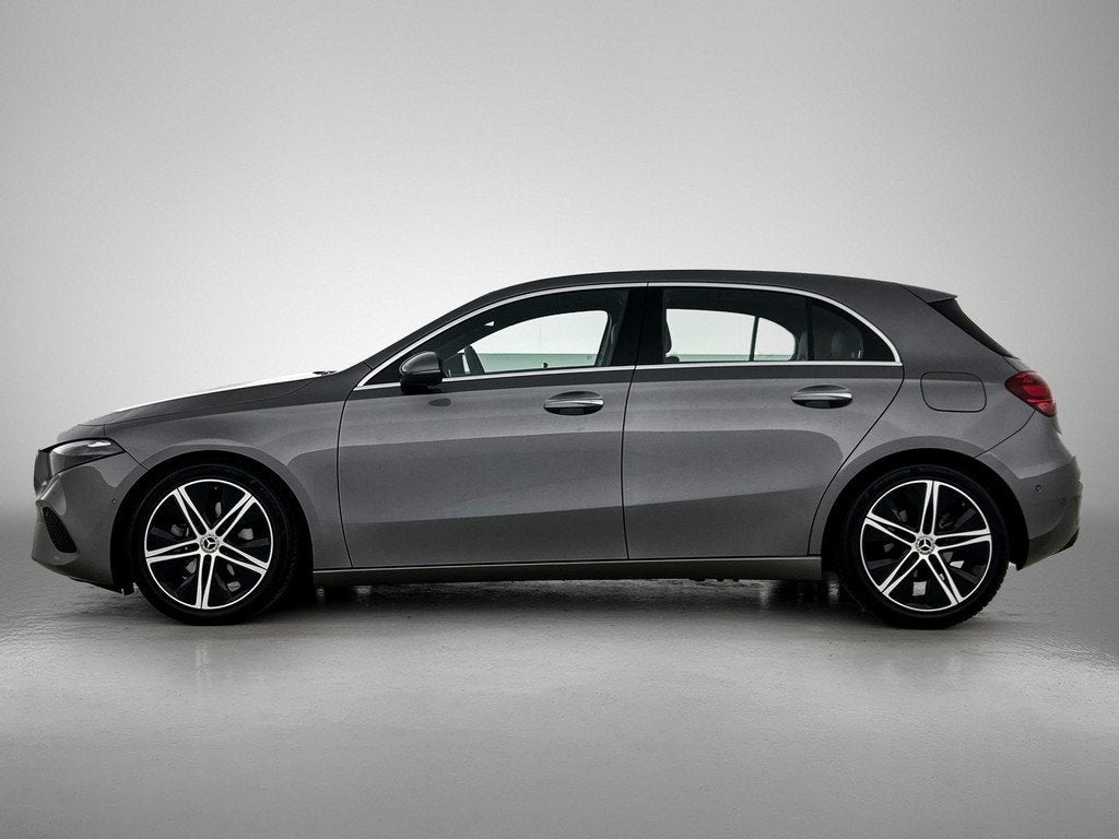 Mercedes-Benz A-Klasse 180 Luxury Line | Winter pack | Leder, Auto's, Mercedes-Benz, 136 pk, Gebruikt, 4 cilinders, Automatische klimaatregeling