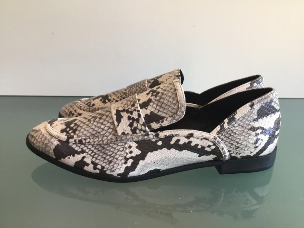 Nieuwe trendy moccasins 40 | Gratis verzenden, Verzenden, Nieuw, Instappers, Beige