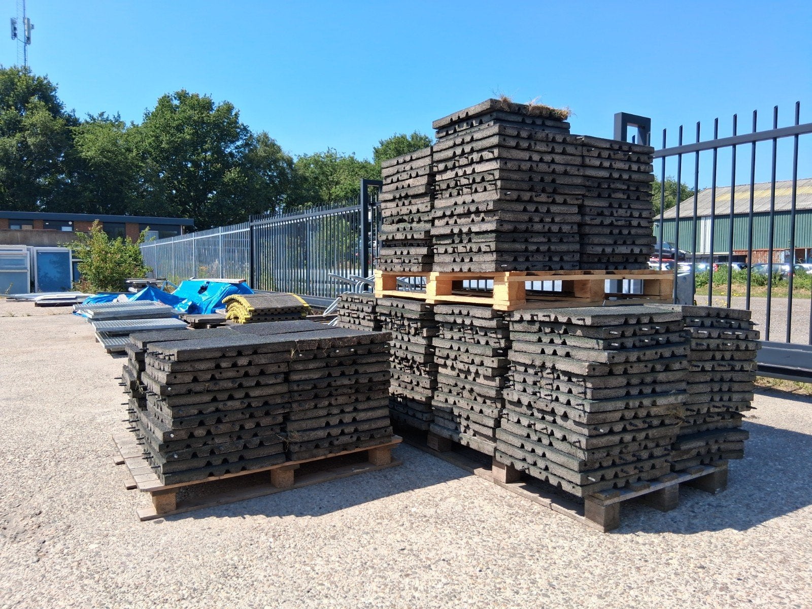 Circulaire Rubber tegels 208 stuks, Ophalen, Gebruikt