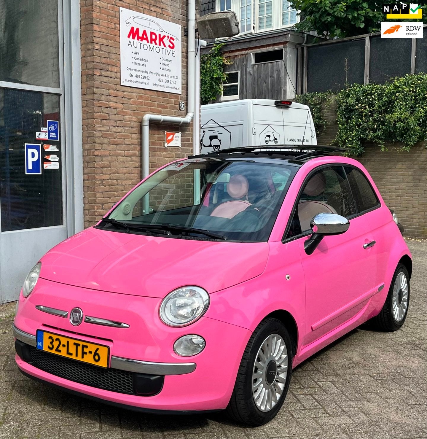 Fiat 500 1.2 Rosa Automaat en Pano / Open dakje, Euro 5, Gebruikt, 1242 cc, Onderhoudsboekje