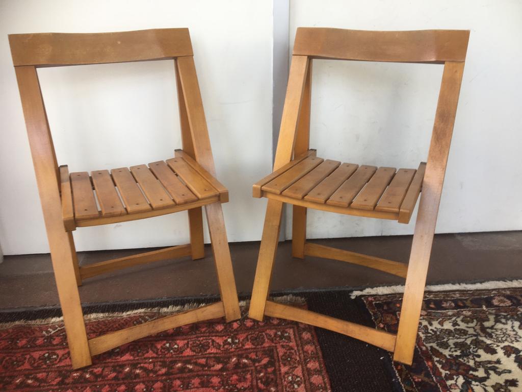 2 vintage klapstoelen. Jaren 70 Aldo Jacober., Ophalen of Verzenden, Zo goed als nieuw, Bruin, Twee