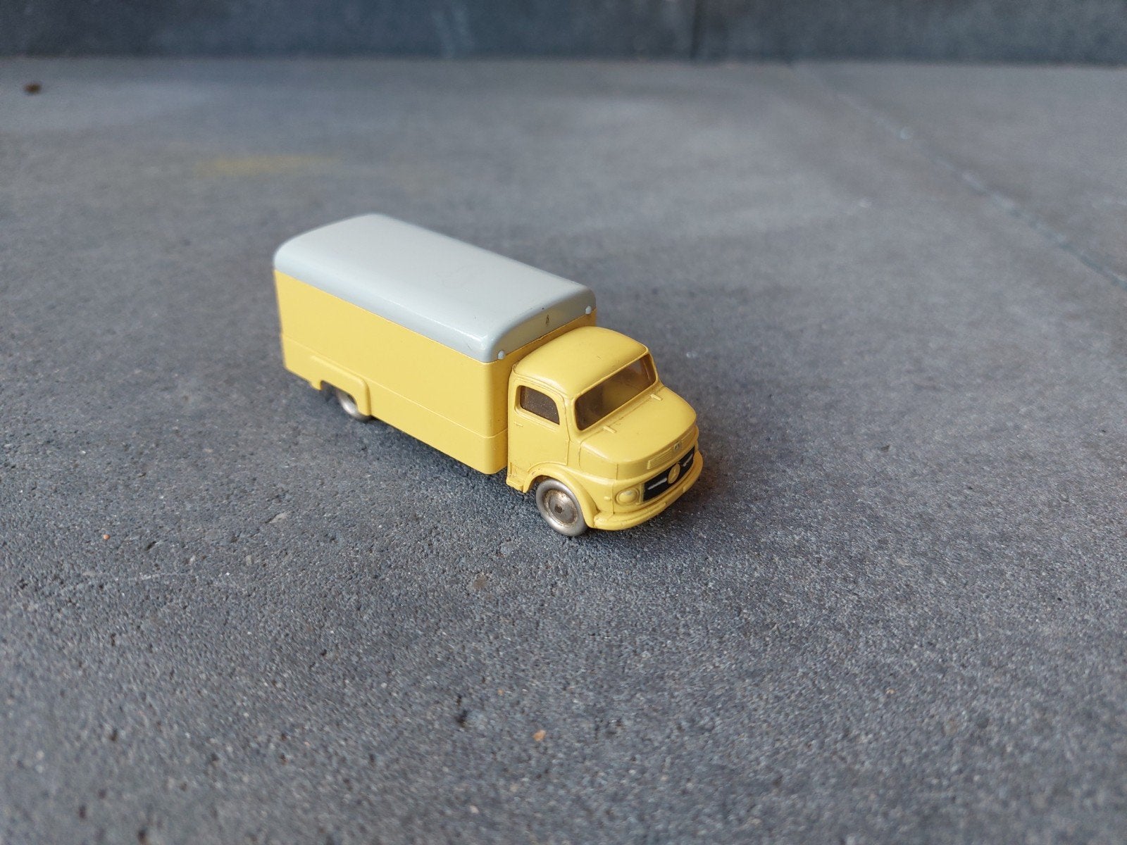 LEGO 1:87 Mercedes truck 651, Verzenden, Gebruikt, Bus of Vrachtwagen, Overige merken