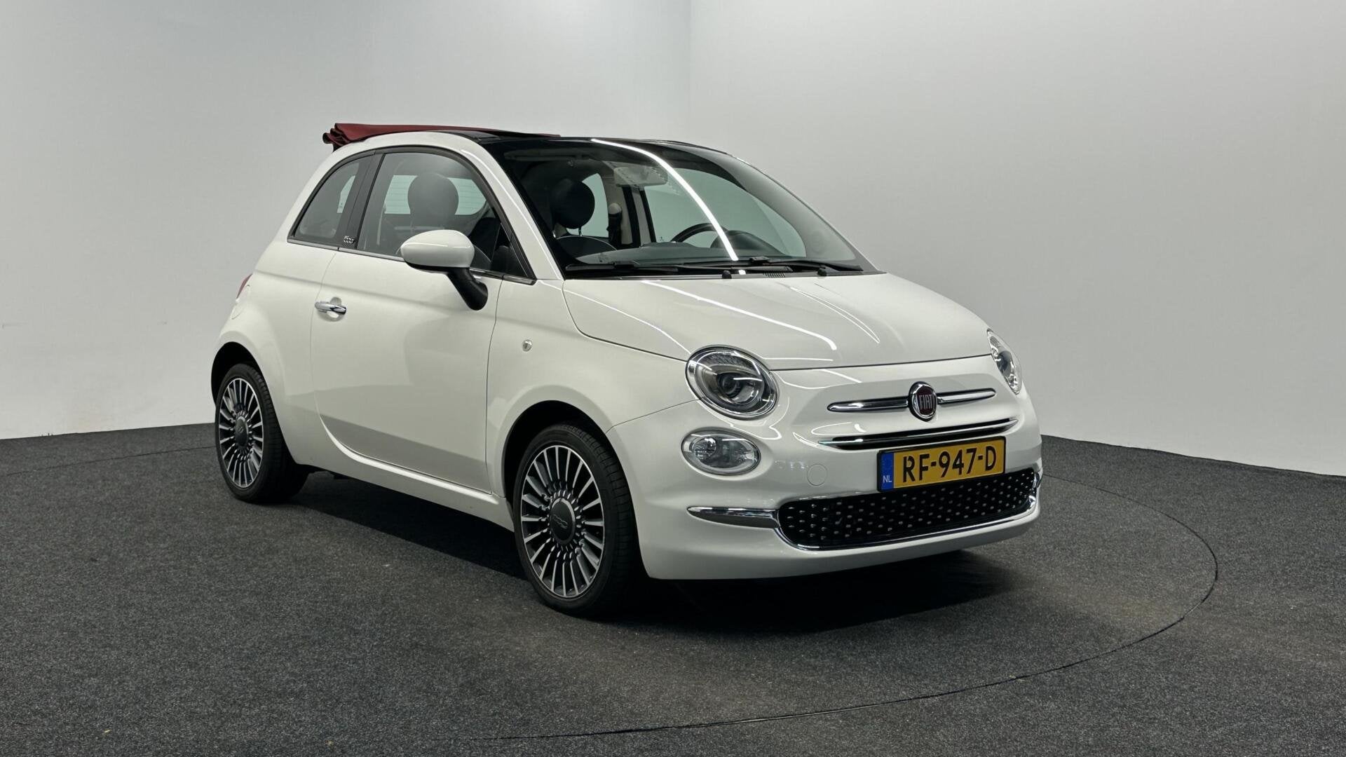 Fiat 500 0.9 TwinAir Turbo Lounge NAVIGATIE CRUISE LM DAB., Auto's, Stof, Gebruikt, Met garantie (alle), Wit