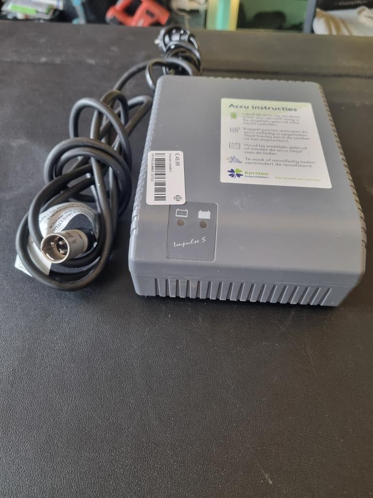 Acculader Impulse S 12/24V 270W max. 85Ah, Fietsen en Brommers, Fietsaccessoires | Fietsaccu's, Gebruikt, Ophalen of Verzenden