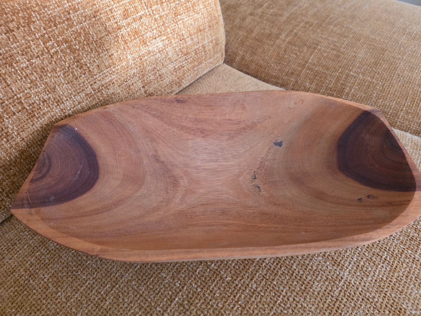 Decoratieve houten schaal, Antiek en Kunst, Antiek | Schalen, Ophalen of Verzenden