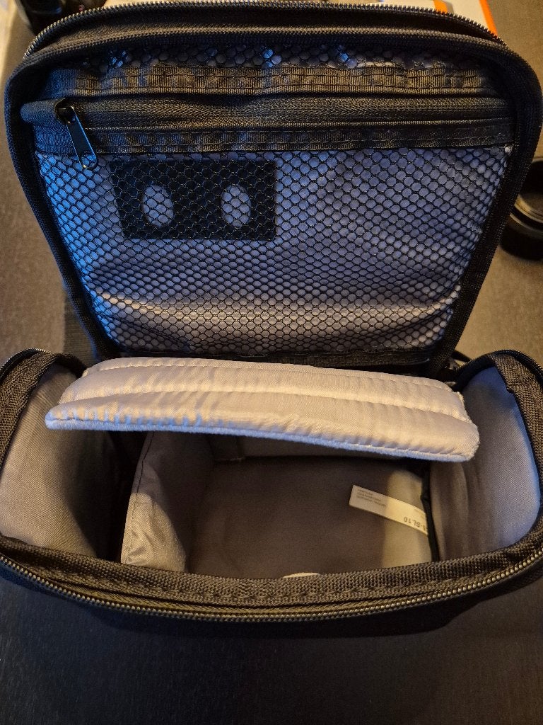 Sony LCS-SL10 cameratas, Ophalen of Verzenden, Zo goed als nieuw, Schoudertas, Overige merken