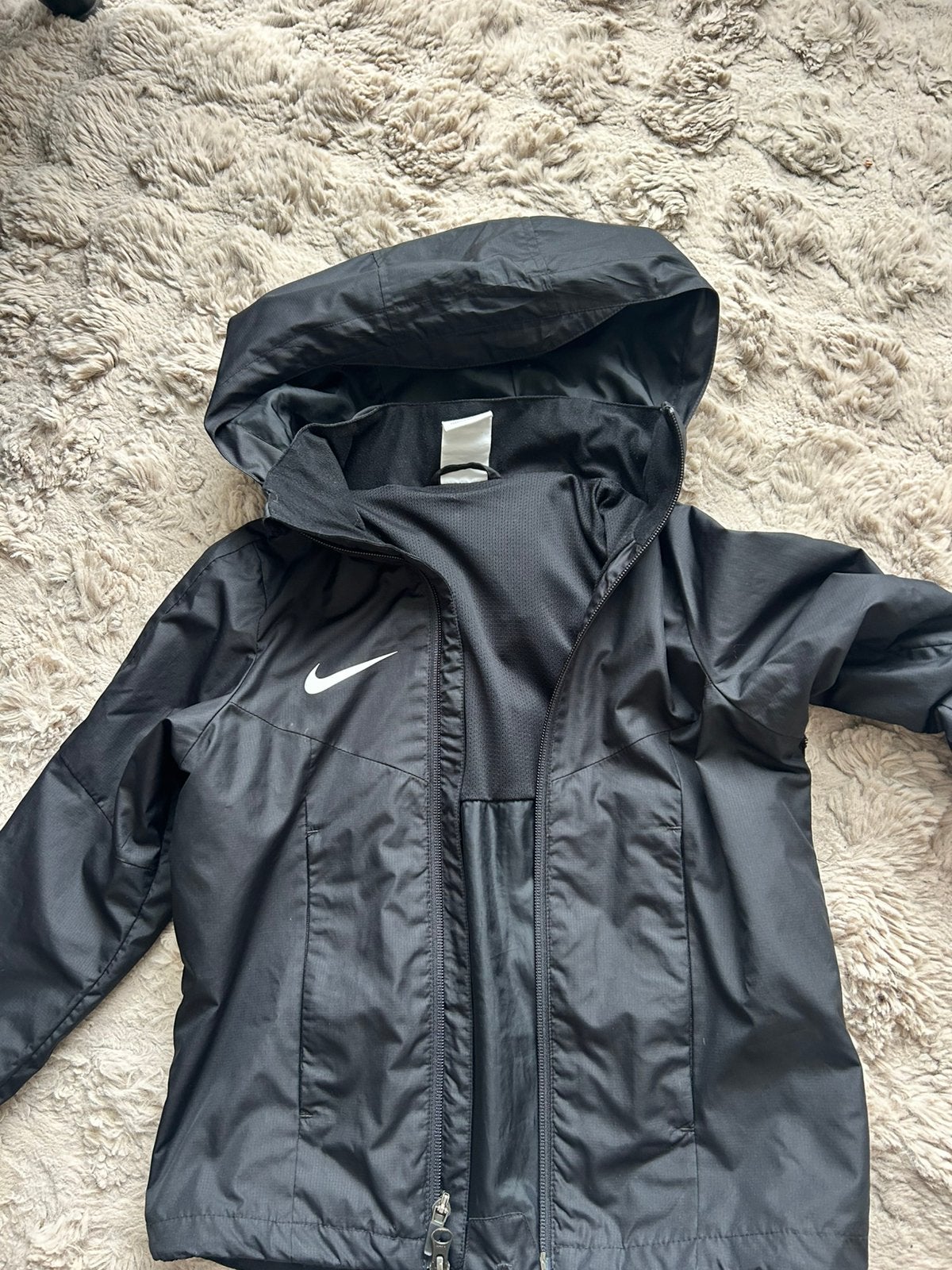 Nike jas jack maat 122-128, Ophalen of Verzenden, Zo goed als nieuw, Jongen, Jas