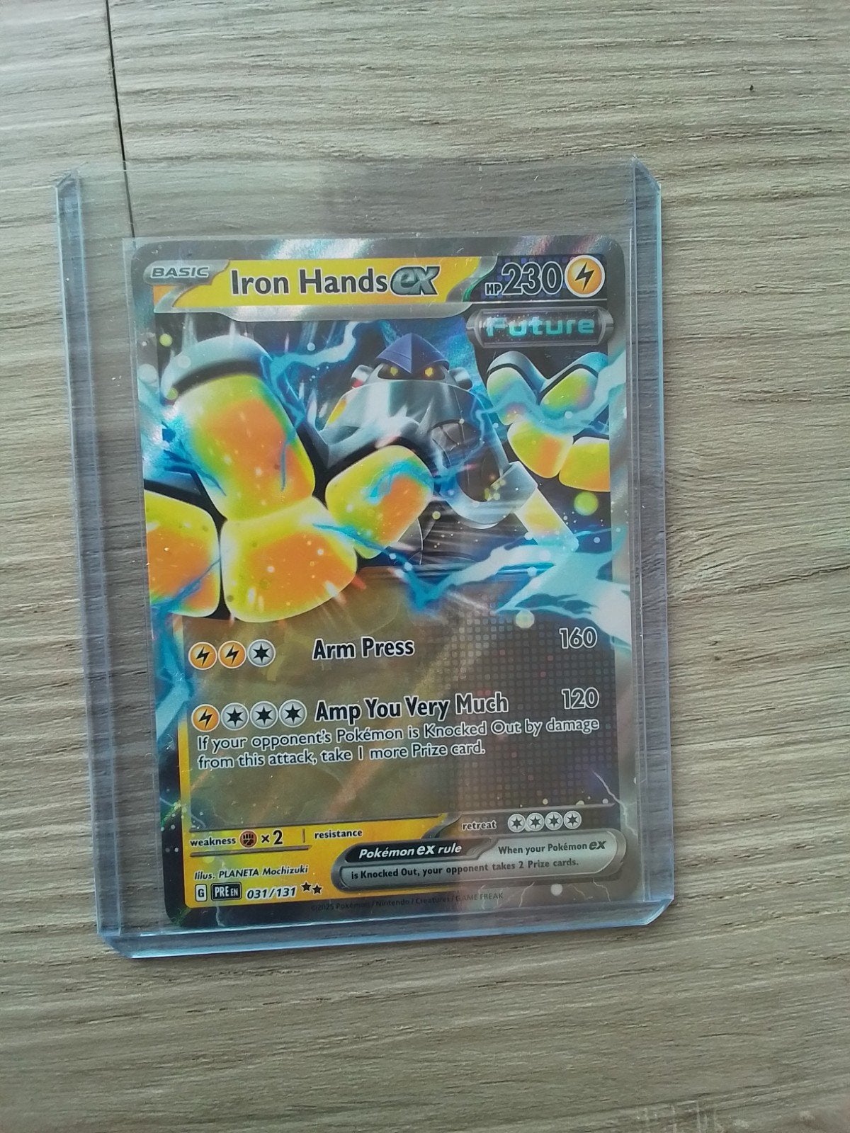 Iron Hands ex 031/131 Prismatic Evolutions Perfecte Conditie, Ophalen of Verzenden