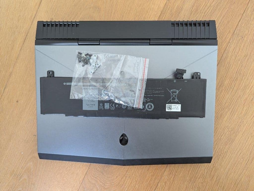 Dell Alienware 13 R3 voor onderdelen (zonder SSD/RAM), Computers en Software, Ophalen, Dell, Gaming, SSD