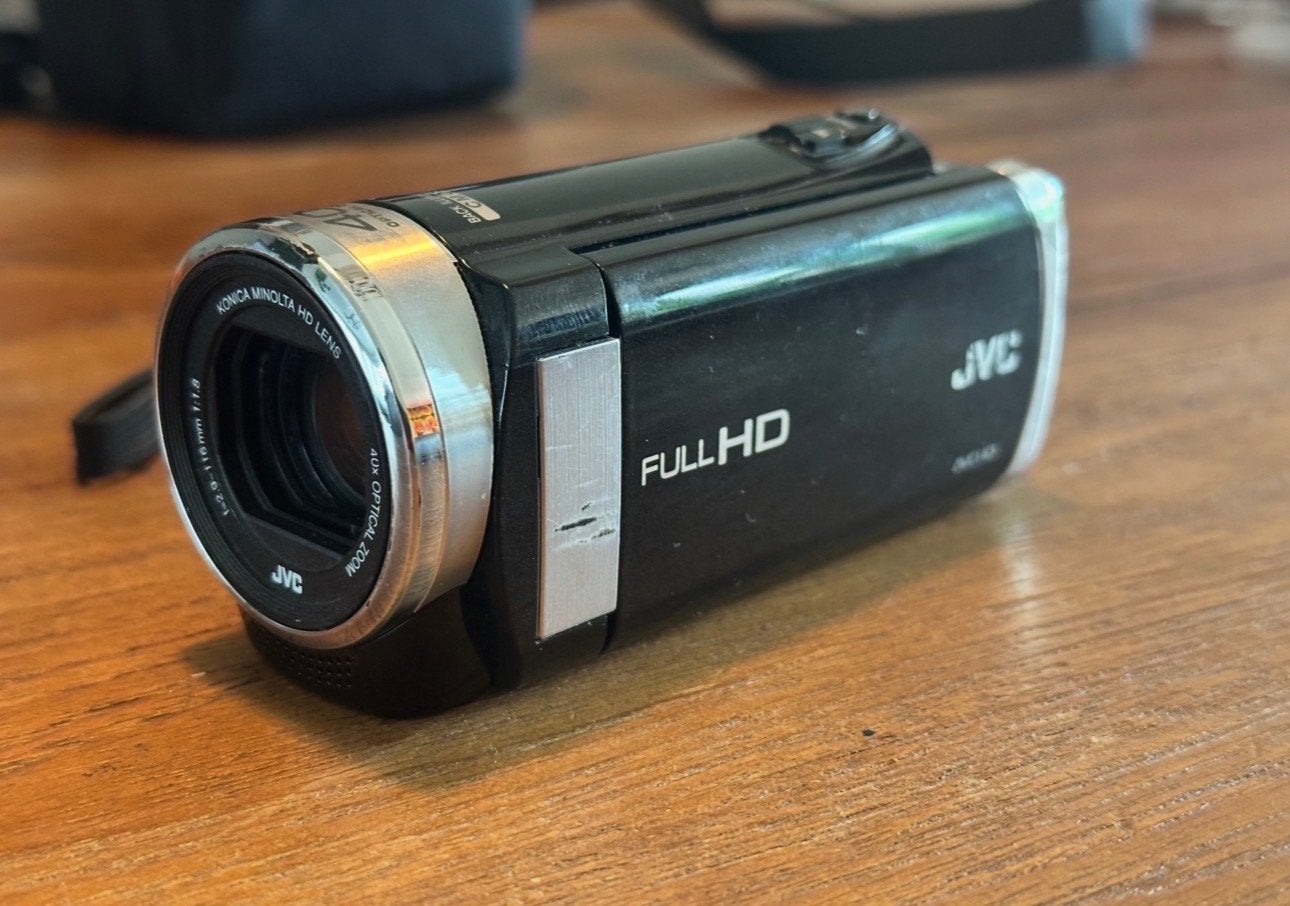 JVC HD camera - Ophalen in Hellevoetsluis, Ophalen, Full HD, Gebruikt, JVC