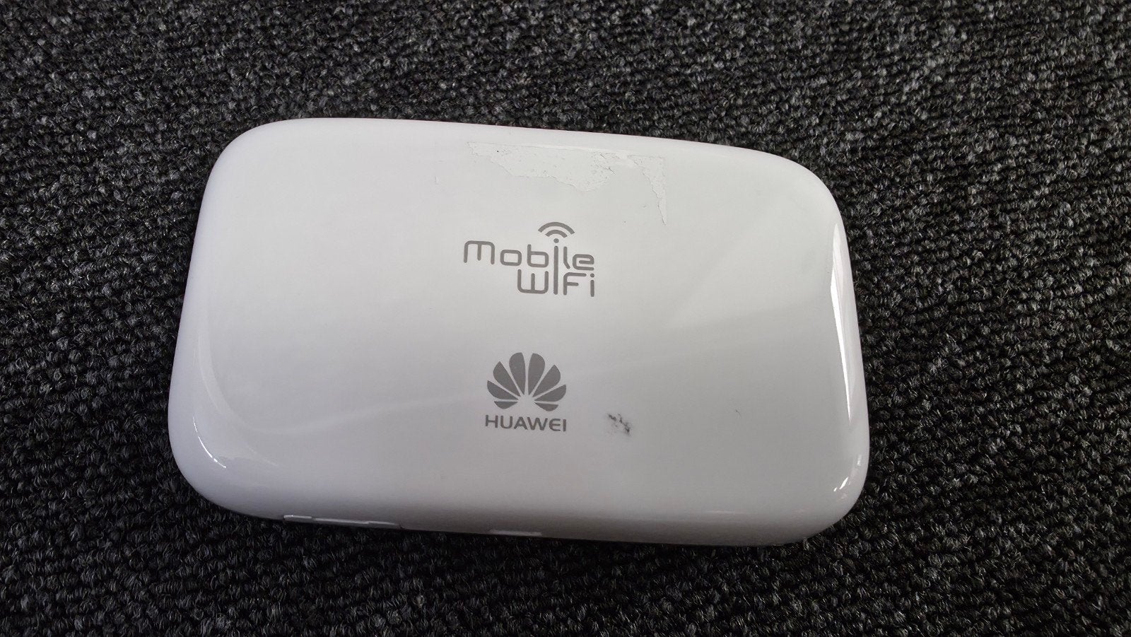 Huawei E5786s-32a 4G+ MiFi router – mobiele WiFi, Ophalen of Verzenden, Zo goed als nieuw, Router, Huawei
