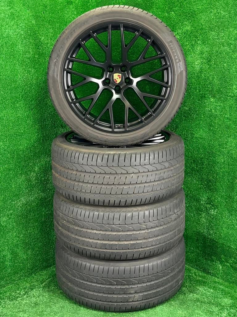 Originele 21 inch Porsche Macan RS Spyder velgen met banden, Gebruikt, 265 mm, Banden en Velgen, Germany