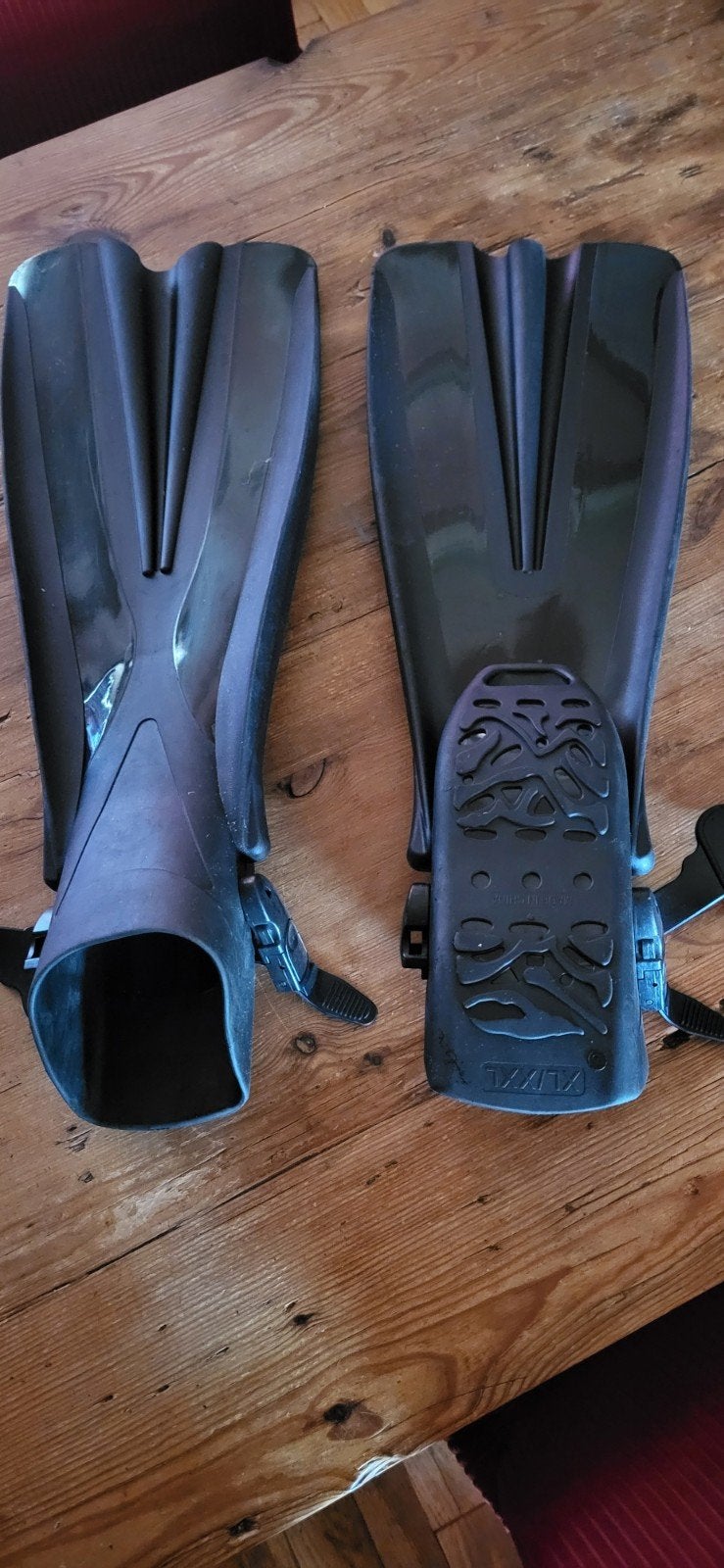 Zwemvinnen gebruikt voor bellyboot, Watersport en Boten, Duiken, Ophalen of Verzenden, Zo goed als nieuw, Zwem- of Duikvliezen