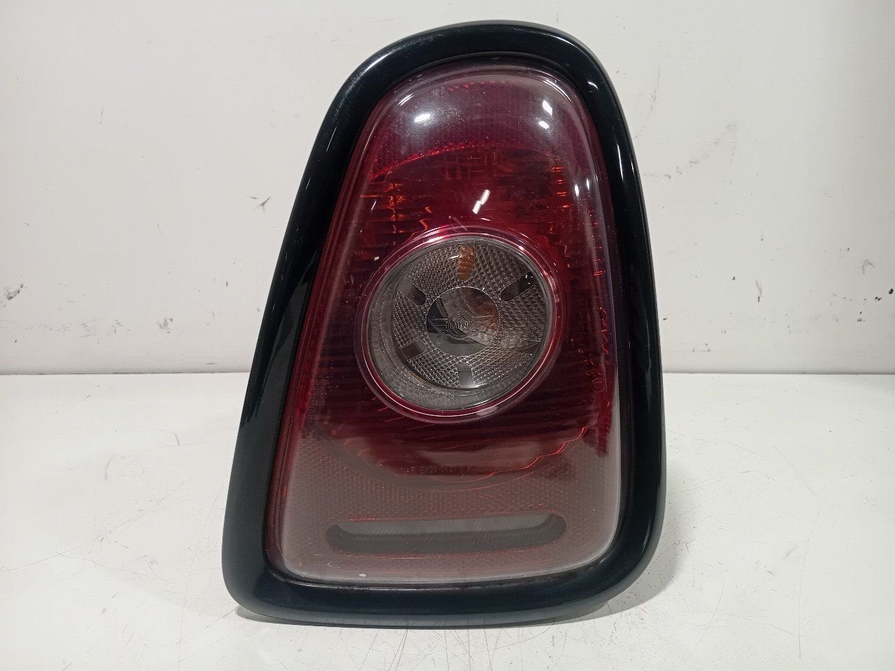 Achterlicht carrosserie rechts Mini Mini, Auto-onderdelen, Onderdelen@venauto.nl, Van der Ven Autorecycling B.V., Gebruikt, Ettenseweg 76, 4706 PB Roosendaal, The Netherlands