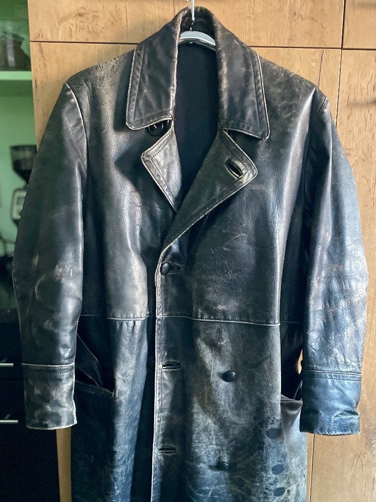 Lange stoere zwartleren jas #solex #veemarkt, Ophalen of Verzenden, Gedragen, Maat 52/54 (L), Zwart