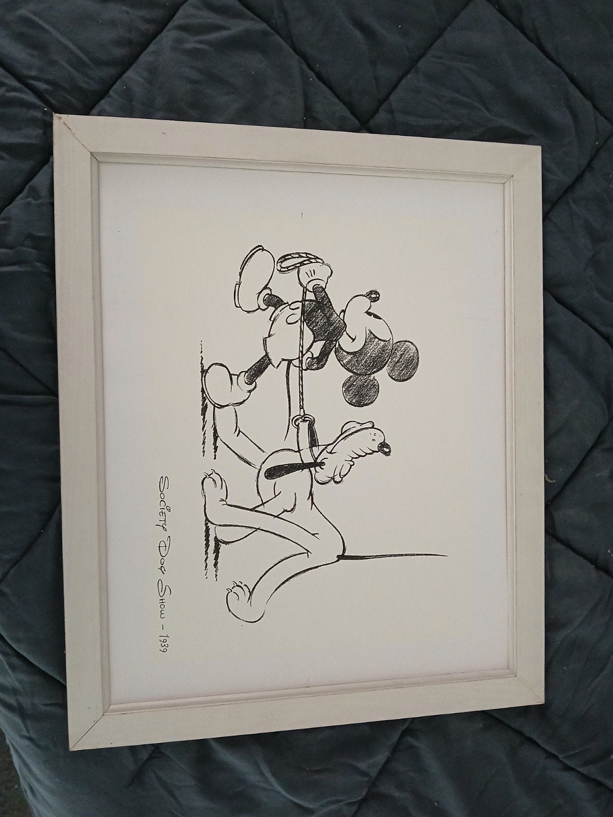 Mickey mouse tekening in houten lijst, Ophalen