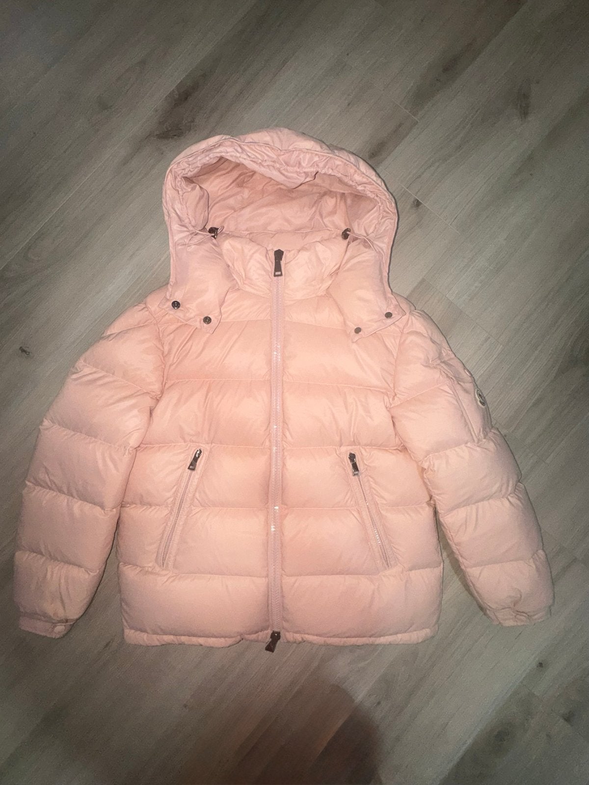 Moncler Roze Donsjas voor Meisjes - Nieuw met Labels, Kleding | Dames, Jassen | Winter, Ophalen of Verzenden, Nieuw, Maat 34 (XS) of kleiner