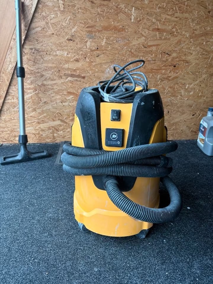 Mirka stofzuiger, Doe-het-zelf en Verbouw, Gereedschap | Schuurmachines, Ophalen of Verzenden, Gebruikt, 600 tot 1200 watt, Overige typen