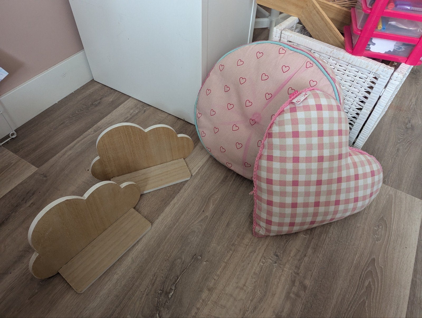 Lieve kussentjes en wolkjes plankjes, Overige merken, Gebruikt, Meerkleurig, Met print