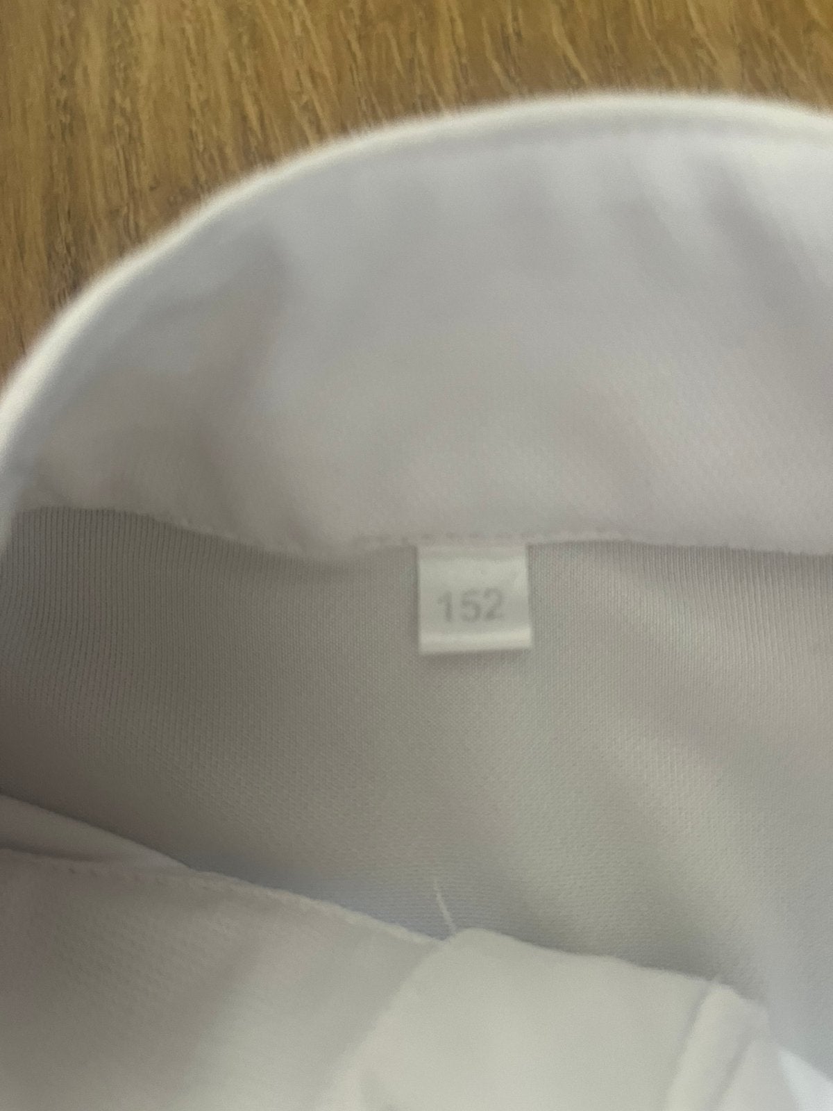 Wit wedstrijd shirtje kinderen maat 152, Dieren en Toebehoren, Paardrijkleding, Ophalen, Kinderen, Dressuur, Zo goed als nieuw