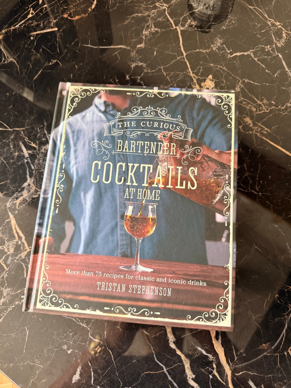 The Curious Bartender: Cocktails at Home - Tristan Stephenso, Boeken, Ophalen of Verzenden, Zo goed als nieuw, Overige gebieden