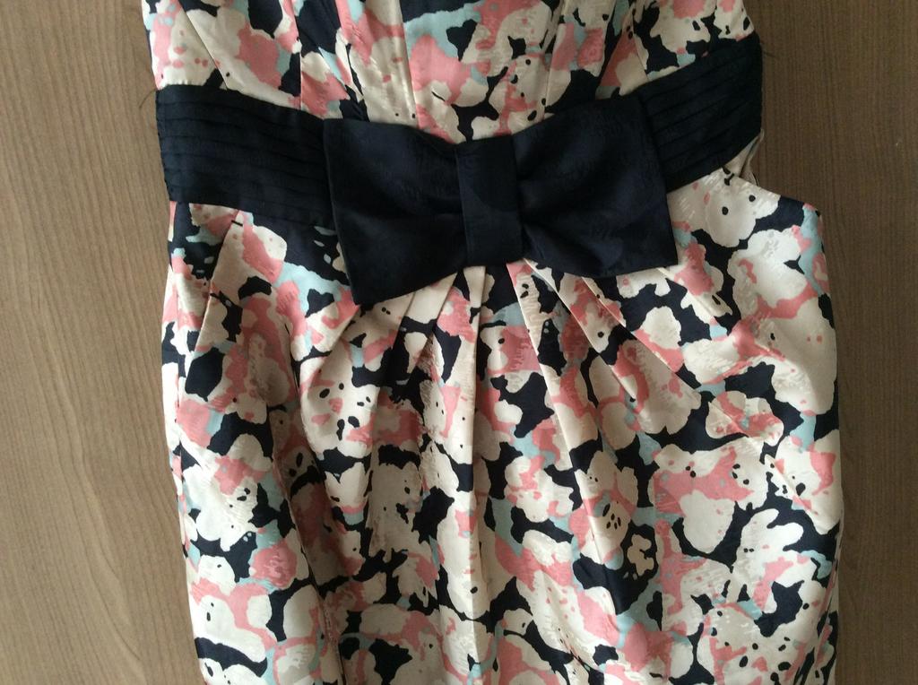 Zomerjurk.     mt, S.        Hennes& Mauritz., Verzenden, Nieuw, Maat 36 (S)