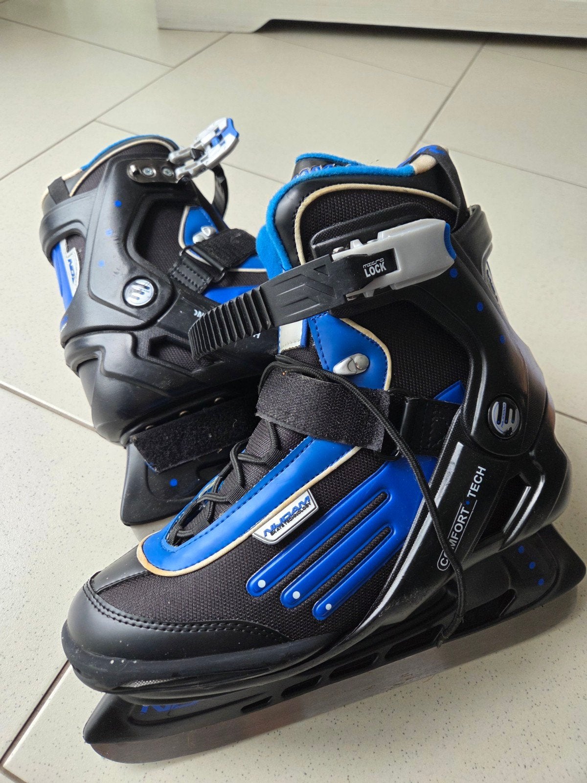 Nijdam semi-softboot ijshockeyschaatsen, Maat 44, Sport en Fitness, Ophalen, Zo goed als nieuw, IJshockeyschaatsen, Nijdam