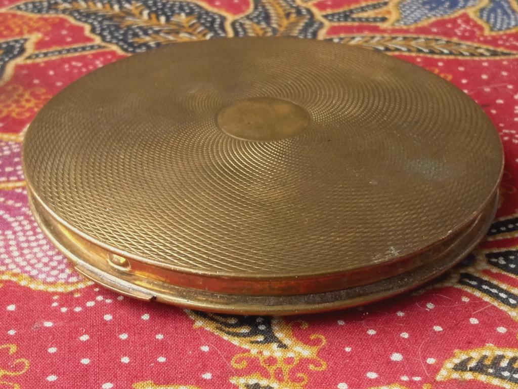 Oude vintage compact of poederdoos uit Engeland van Stratton, Ophalen of Verzenden