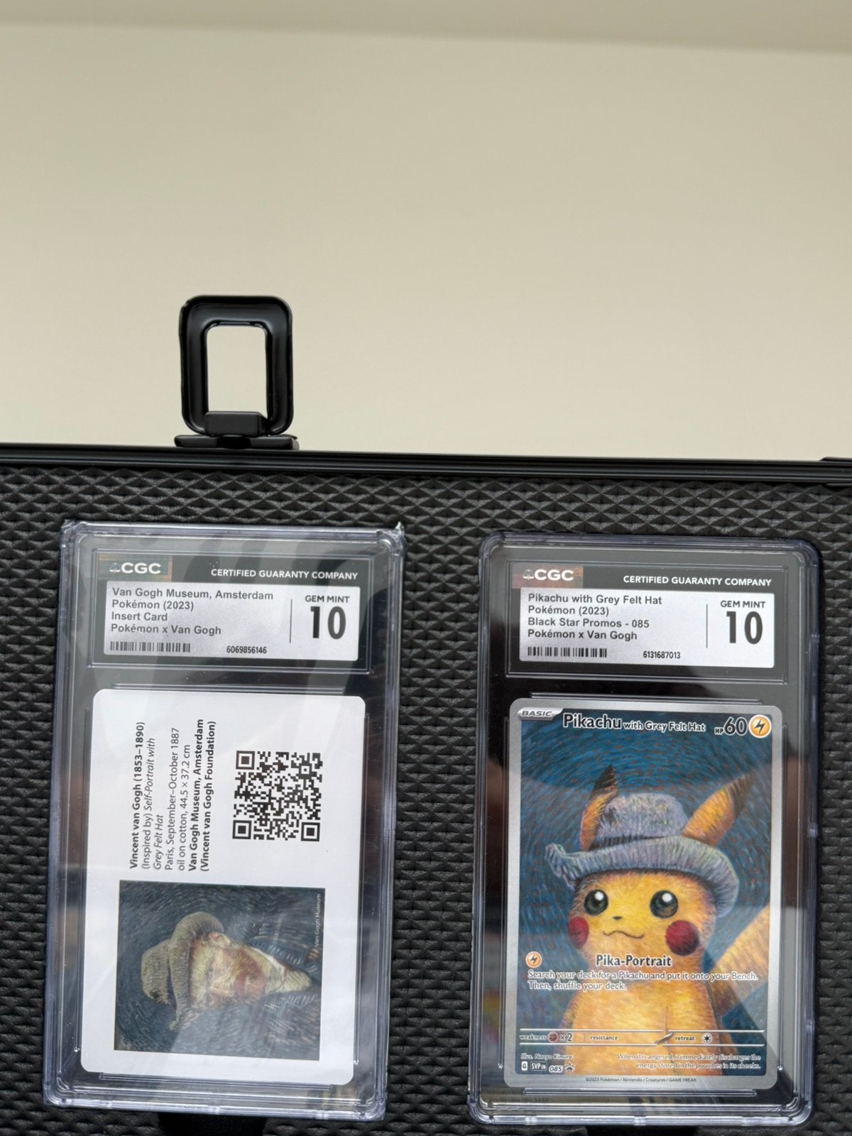 Pikachu met Grijze Vilten Hoed Pokémon Kaart CGC 10