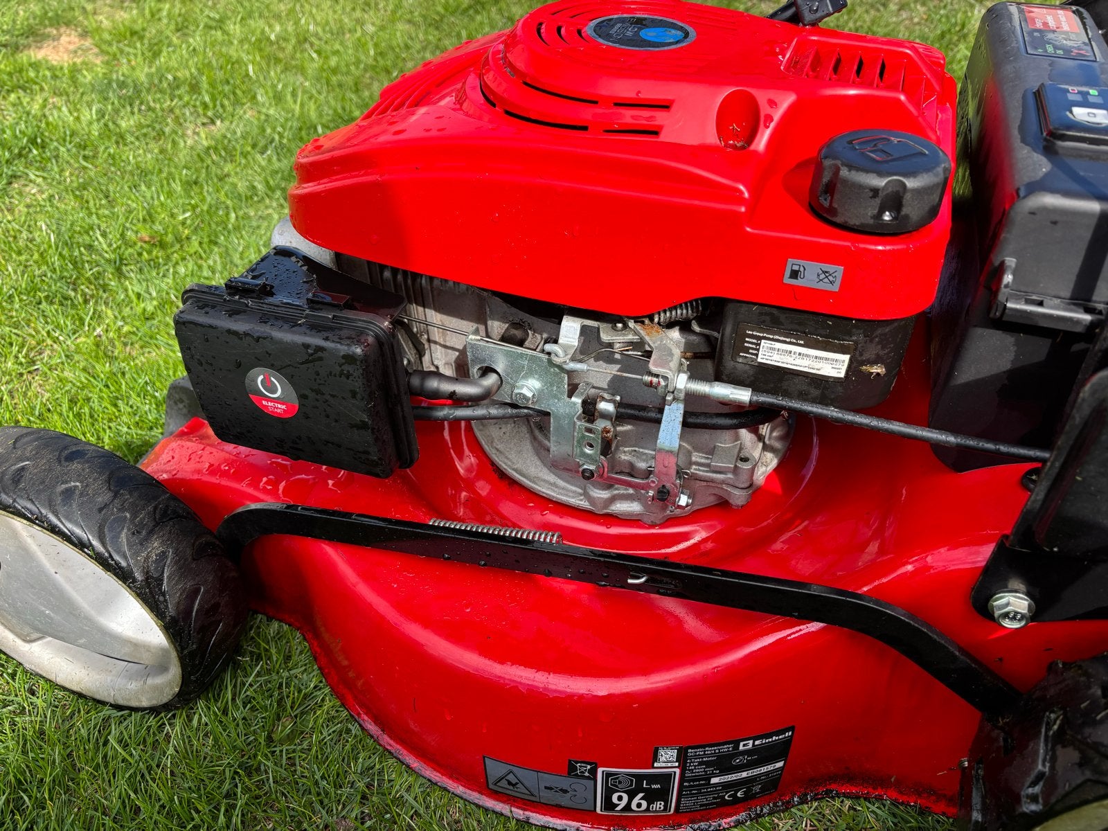 Einhell Benzine Grasmaaier -  zelf rijdend 46 cm breed, Ophalen, Cirkelmaaier, Zo goed als nieuw, 40 t/m 49 cm