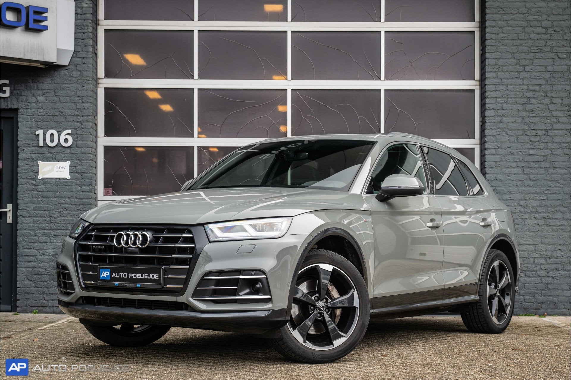 Audi Q5 55 TFSI e quattro Competition 367 PK, S Line, Pano,, Auto's, Audi, Automaat, 2005 kg, Bedrijf, Hybride Elektrisch/Benzine