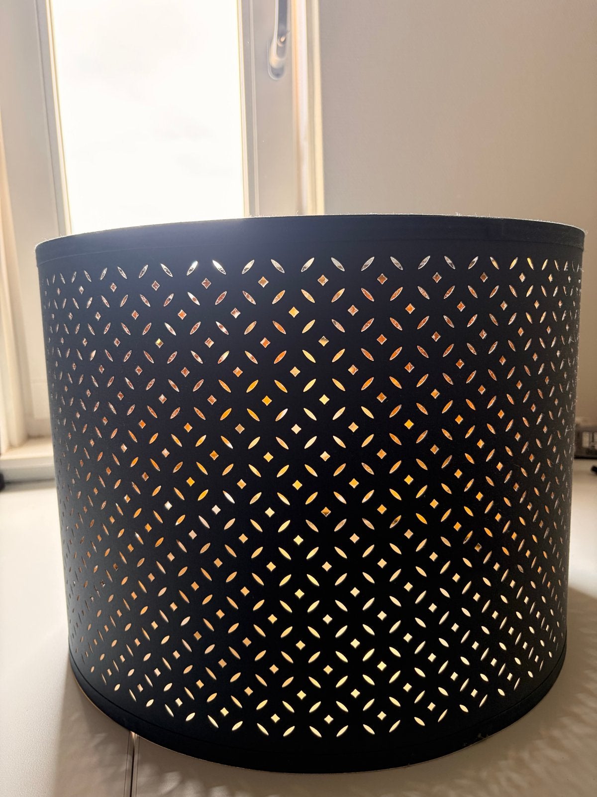 2x Donker/licht blauw hanglamp met goudkleurige binnenkant, Blauw, Rond, Zo goed als nieuw, Ophalen