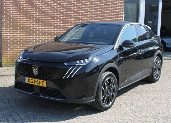 PEUGEOT 3008 1.2 HYBRID 145pk e-DCS6 GT, Auto's, 136 pk, Gebruikt, Euro 6, 1199 cc