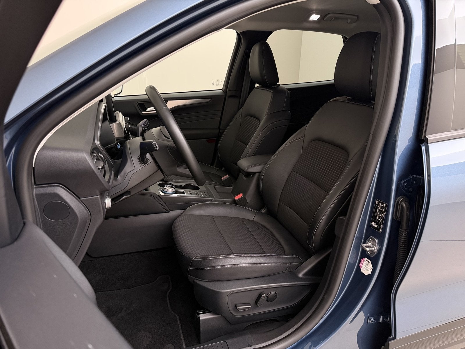 Ford Kuga 2.5 PHEV Titanium X I Winterpakket I B&O I Elek. A, Auto's, Automaat, Gebruikt, 4 cilinders, Blauw