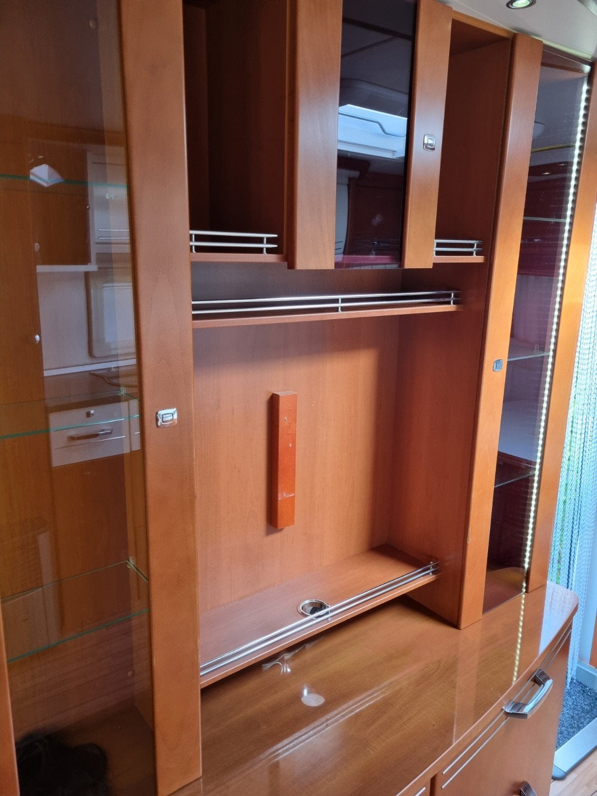 Foto 15 van Tabbert puccini 560TD bj,15 als nieuw BOMVOL ACCESSOIRES